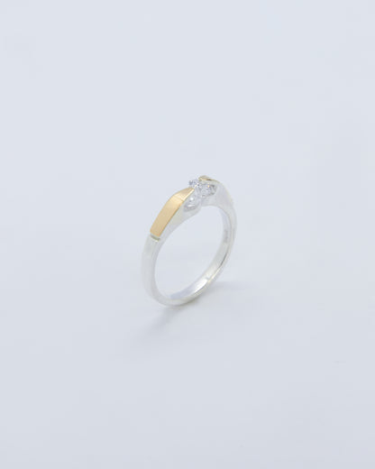Enticing Ring | 925 Sterling Silver Ring with 2 Zircon and 18k Gold Leaf